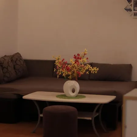 Apartman Sara *